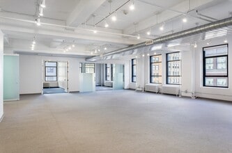 494 Eighth Ave, New York, NY for lease Interior Photo- Image 1 of 3
