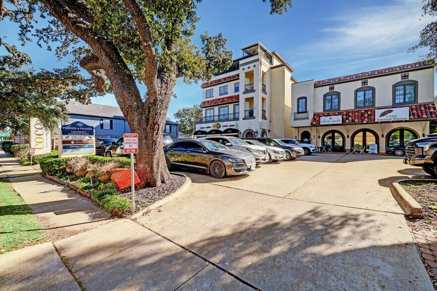 2335 University Blvd, Houston, TX à vendre - Photo du bâtiment - Image 3 de 16
