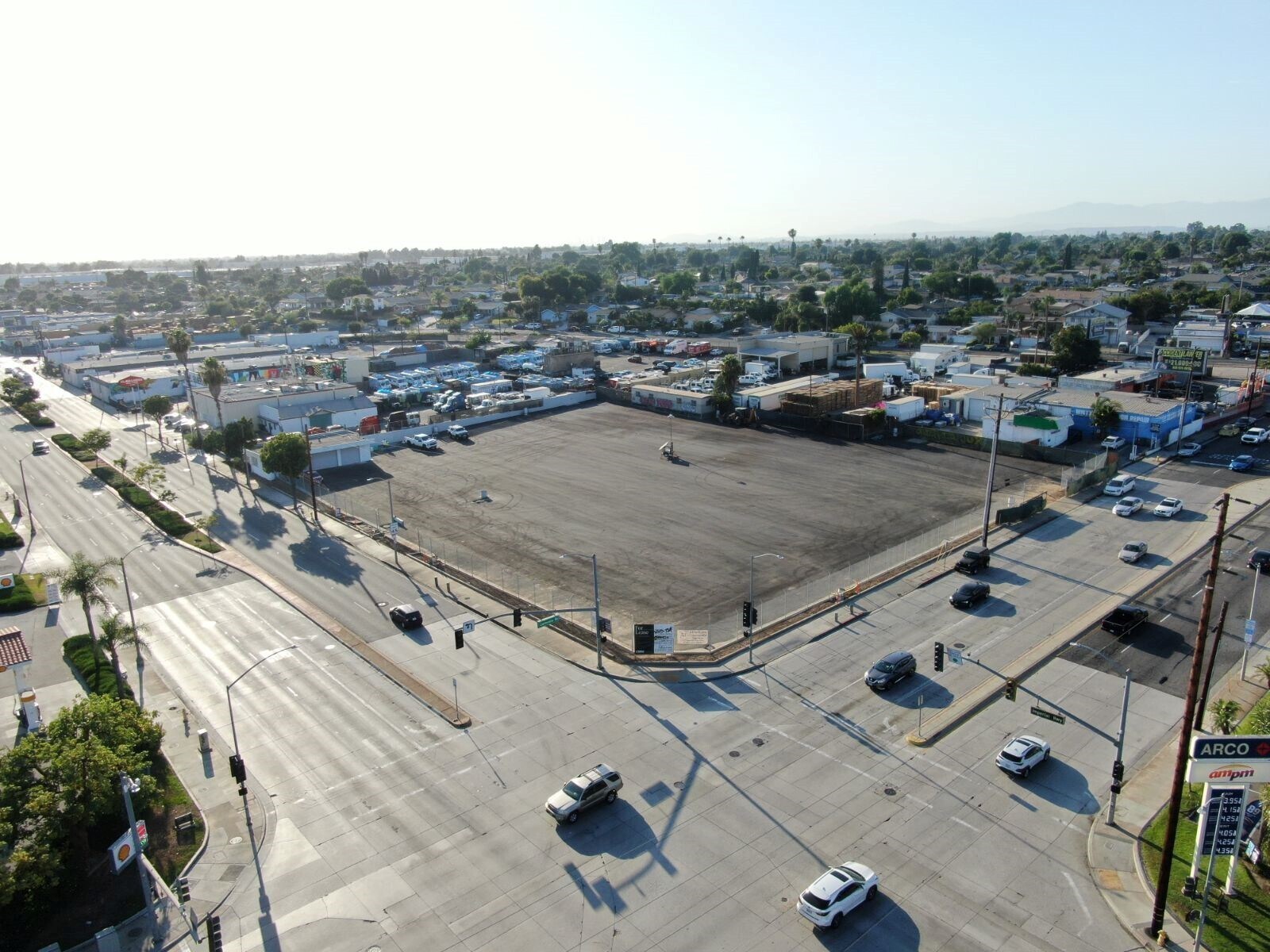 13323-13345 Imperial Highway, Whittier, CA à louer Photo du bâtiment- Image 1 de 5