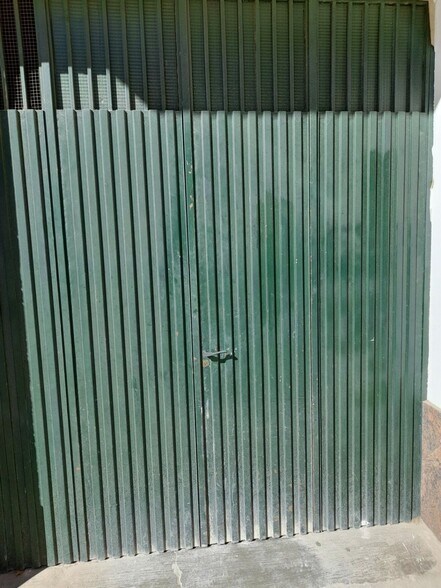 Commerce de détail dans Cáceres à louer - Photo du bâtiment - Image 2 de 5