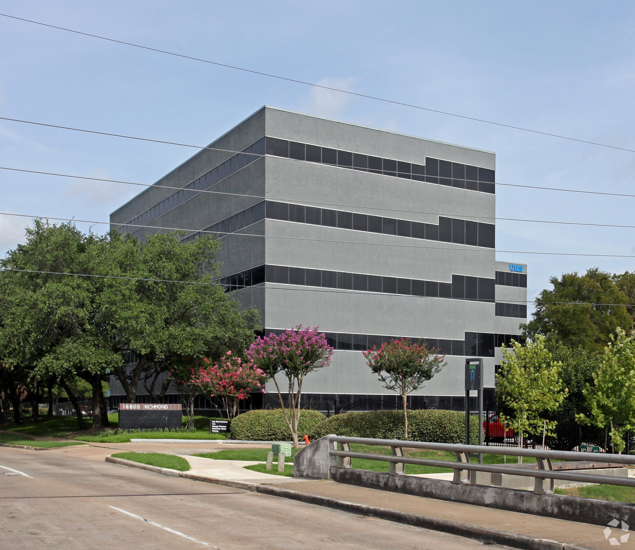 10800 Richmond Ave, Houston, TX à louer Photo du bâtiment- Image 1 de 17