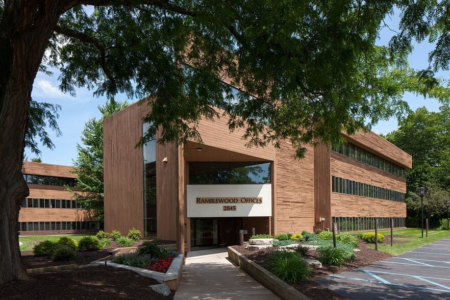 SW 44th St, Grandville, MI à louer - Photo du bâtiment - Image 2 de 2