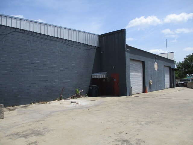 3212 S Main St, Fort Worth, TX for sale - Building Photo - Image 3 of 11