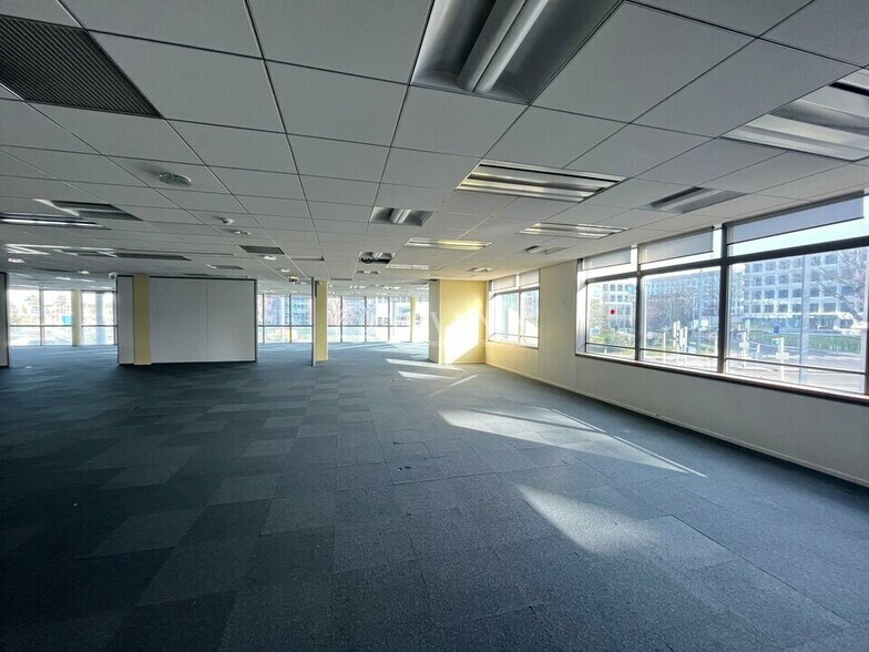Office in Rungis for lease - Interior Photo - Image 2 of 6