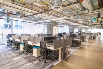 777 Richards St, Vancouver, BC à louer Photo intérieure- Image 2 de 5