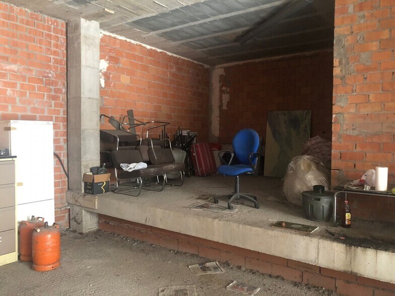 Commerce de détail dans León à vendre - Photo du bâtiment - Image 3 de 3