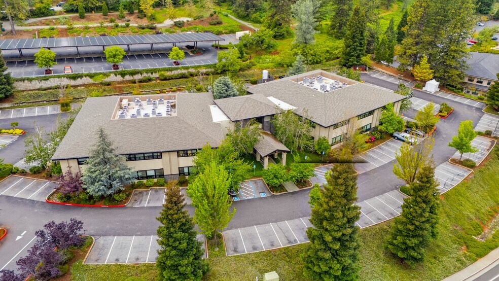 300 Sierra College Dr, Grass Valley, CA à vendre - Aérien - Image 1 de 6