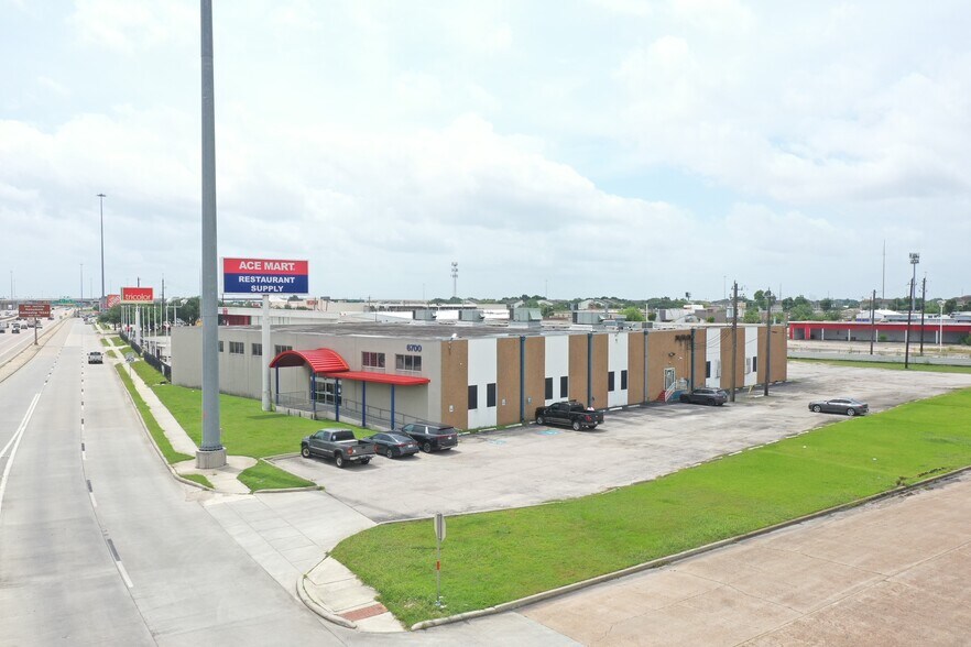 6700 Gulf Fwy, Houston, TX à vendre - Photo du bâtiment - Image 3 de 12