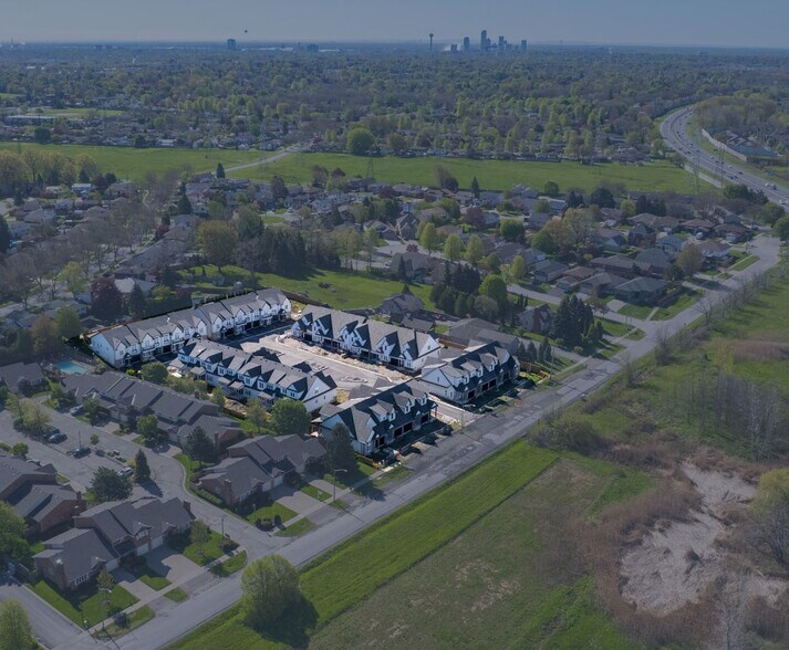 2700 Mewburn Rd, Niagara Falls, ON à vendre - Photo du bâtiment - Image 1 de 46