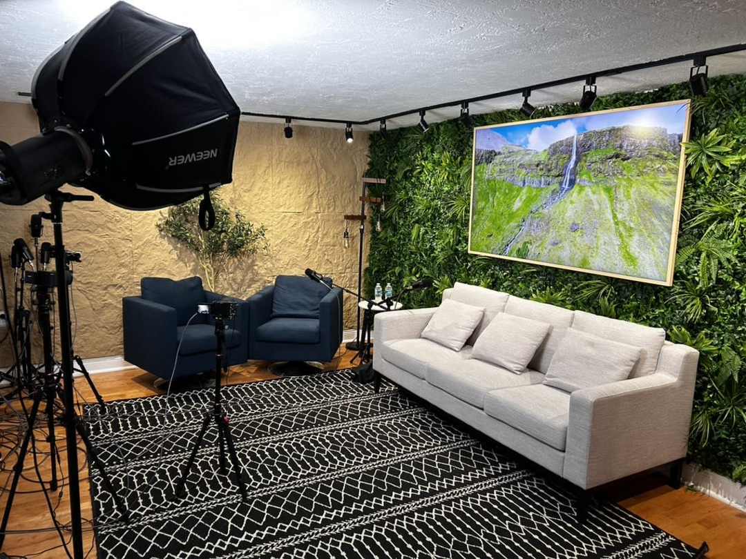 320 1st Ave N, Saint Petersburg, FL à louer Photo intérieure- Image 1 de 20