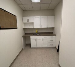 2075 Kennedy Rd, Toronto, ON for lease Interior Photo- Image 2 of 4