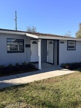 1486 S Semoran Blvd, Orlando, FL à louer Photo intérieure- Image 2 de 18