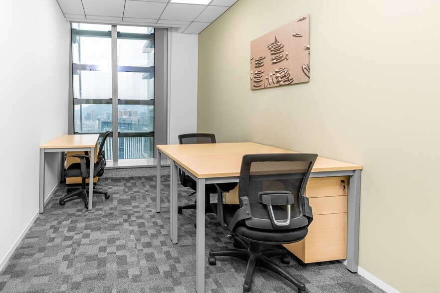 25 The Point, Market Harborough for lease - Interior Photo - Image 3 of 8