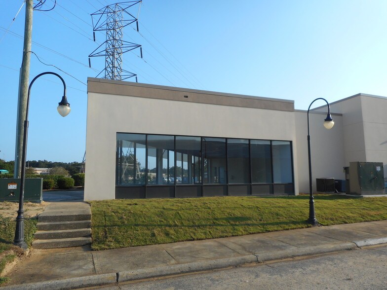 7280 Plantation Rd, Pensacola, FL for lease - Building Photo - Image 2 of 10