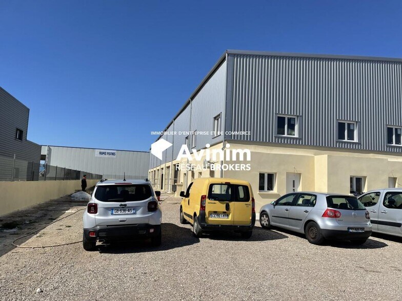 Industrial in Istres for lease - Building Photo - Image 2 of 7