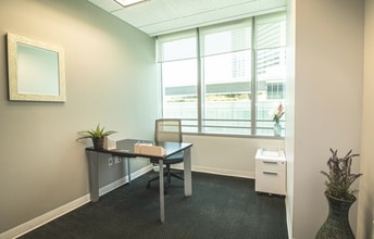 1395 Brickell Ave, Miami, FL for lease Lobby- Image 1 of 3
