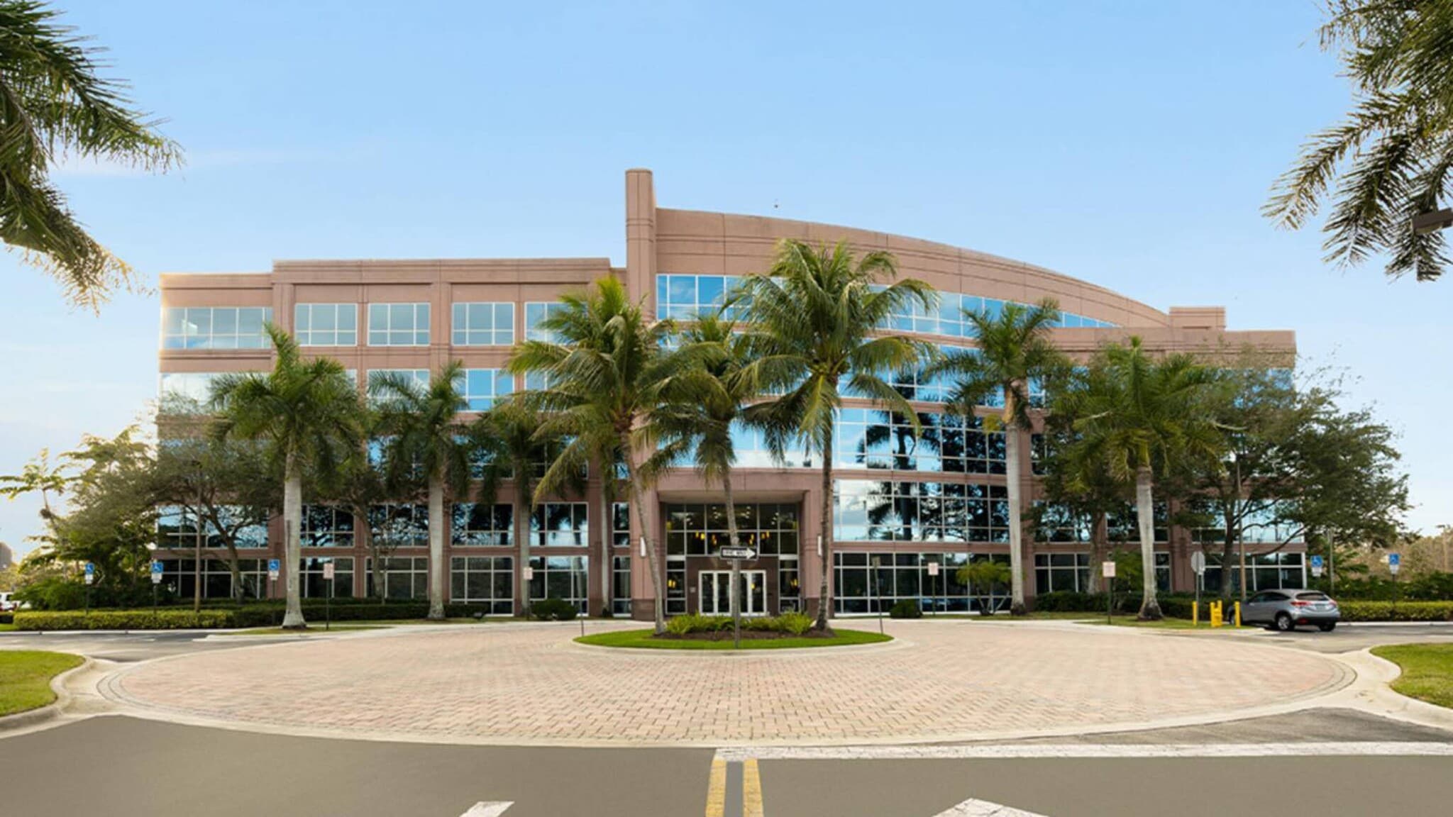 1301 International Pky, Sunrise, FL for lease Primary Photo- Image 1 of 10