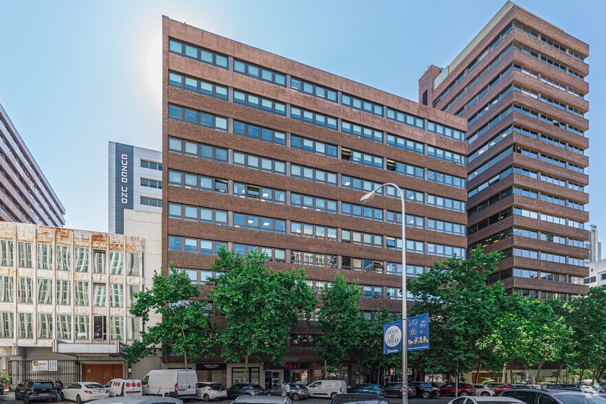 Calle Poeta Joan Maragall, 38, Madrid, Madrid for lease - Building Photo - Image 3 of 4
