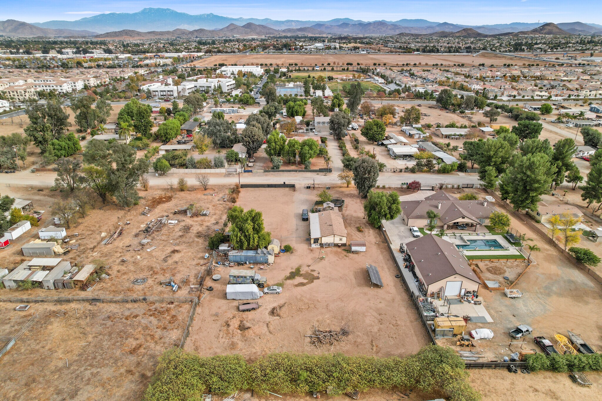 30645 Old Windmill Rd, Menifee, CA à vendre Photo principale- Image 1 de 13