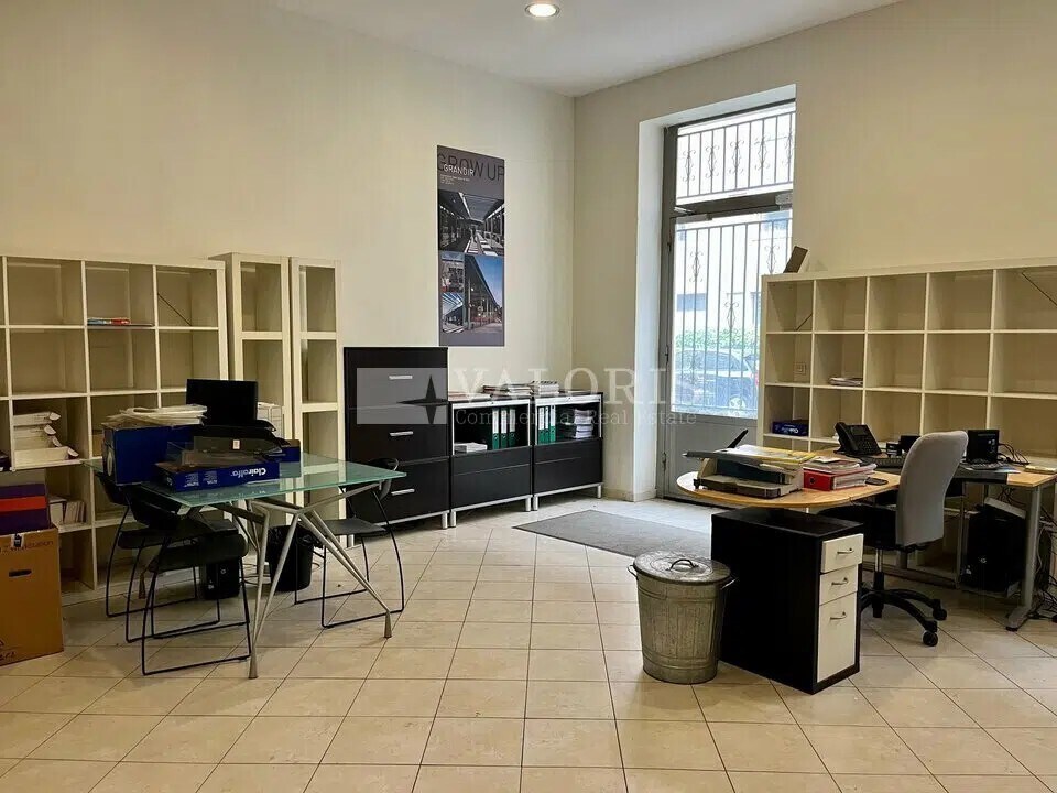 Office in Lyon for lease Interior Photo- Image 1 of 5