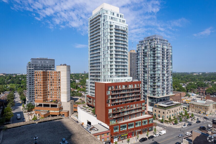 2360-2376 Yonge St, Toronto, ON à louer - Photo principale - Image 1 de 6