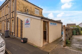 Plus de détails pour South Street, Pontypool - Commerce de détail à vendre