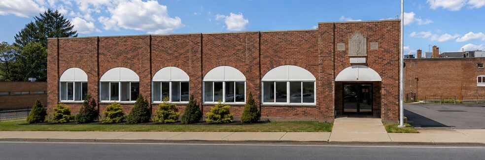 31 City Hall Ave, Gardner, MA for sale - Primary Photo - Image 1 of 7