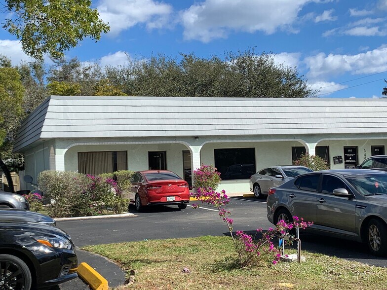 455 NW 35th St, Boca Raton, FL for lease - Building Photo - Image 2 of 33