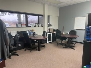 2400 Big Timber Rd, Elgin, IL for lease Interior Photo- Image 2 of 5