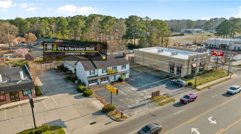 512 N Berkeley Blvd, Goldsboro, NC à louer - Photo du bâtiment - Image 3 de 4