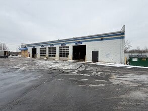 2901 Harshman Rd, Dayton, OH for lease Interior Photo- Image 1 of 5