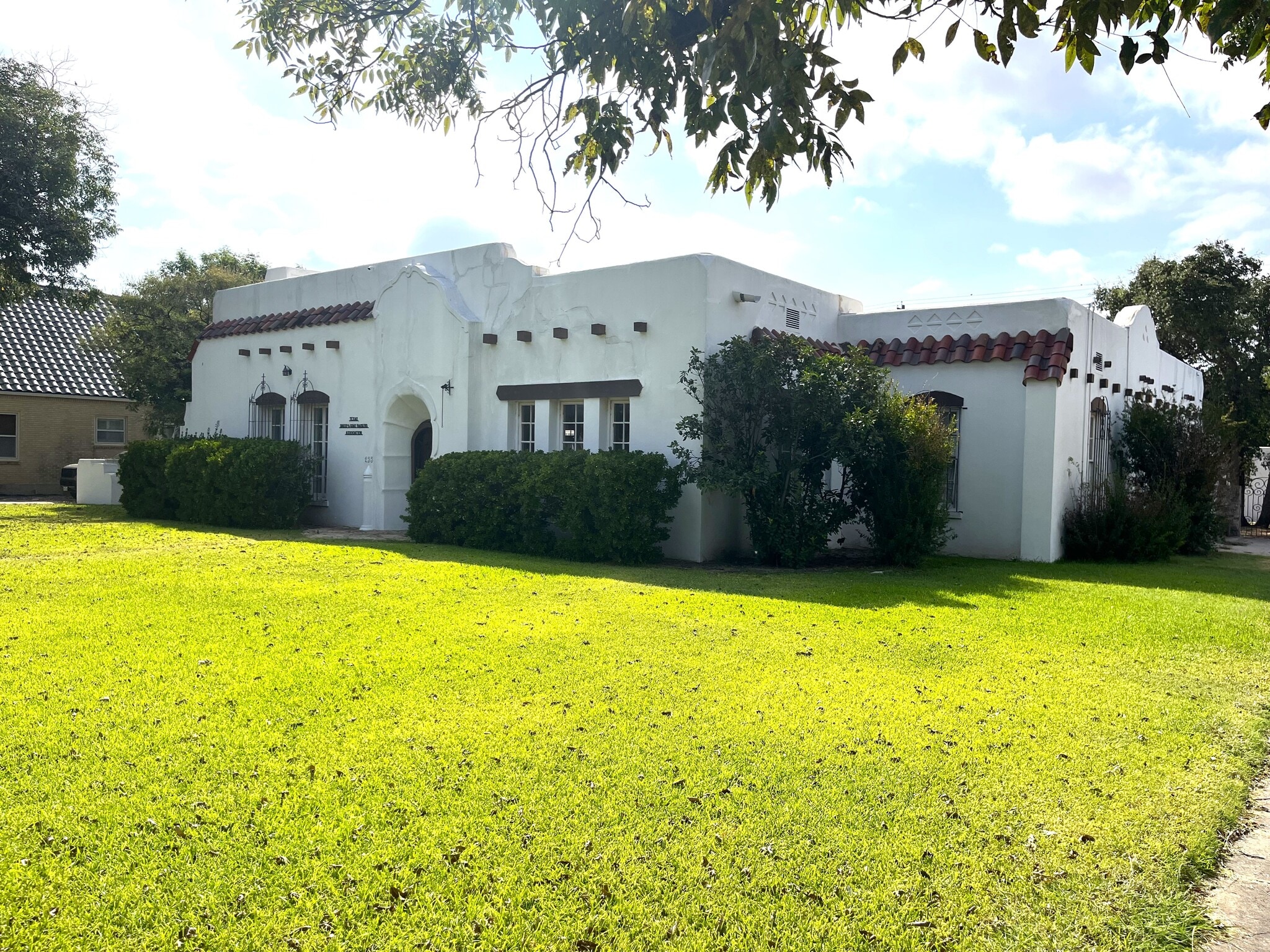 233 W Twohig Ave, San Angelo, TX for sale Primary Photo- Image 1 of 16