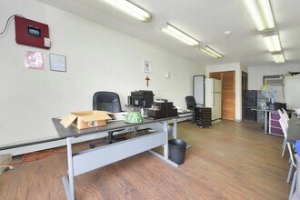 16 Marion St, Hackensack, NJ for lease Interior Photo- Image 2 of 5