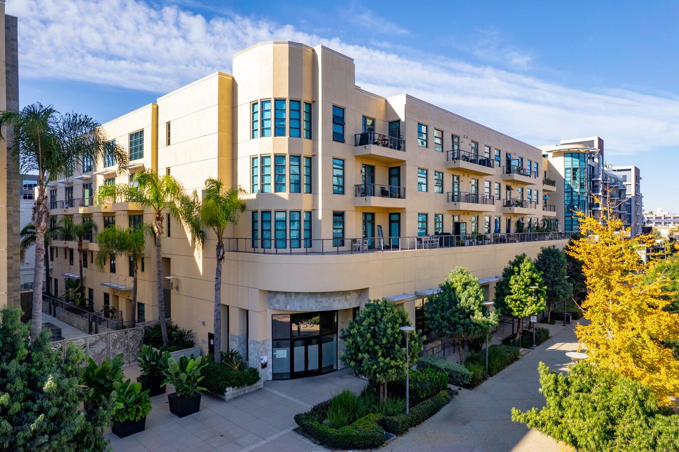 133 The Promenade N, Long Beach, CA 90802 - Unit 103 - - Interior Photo - Image 2 of 32