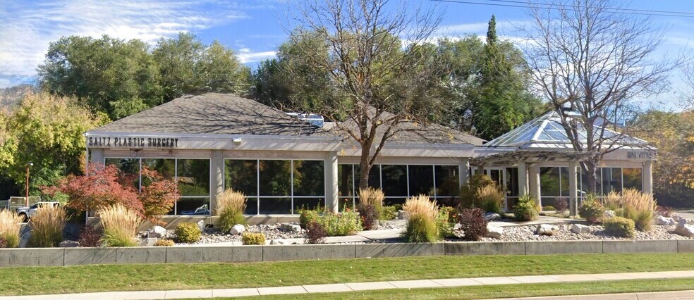 5445 S Highland Dr, Holladay, UT à louer - Photo du bâtiment - Image 1 de 11