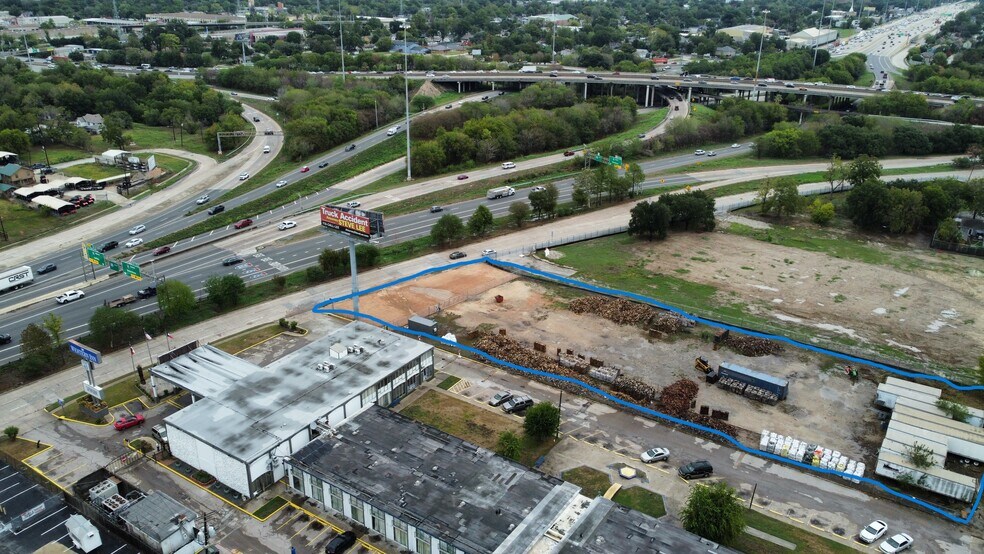 1550 N Loop, Houston, TX à louer - Aérien - Image 3 de 5