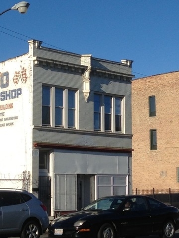 2332 W Roosevelt Rd, Chicago, IL à louer - Photo du bâtiment - Image 2 de 5