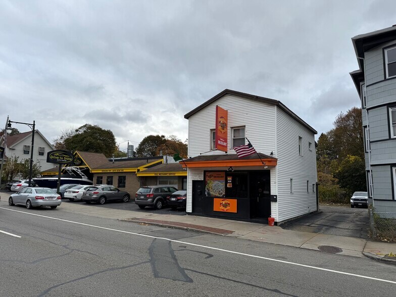 399 Shrewsbury St, Worcester, MA à vendre - Photo du bâtiment - Image 2 de 9