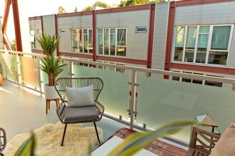3450 Cahuenga Blvd W, Los Angeles, CA for lease Interior Photo- Image 2 of 20