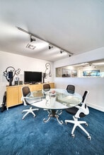 850 S Robertson Blvd, Los Angeles, CA for lease Interior Photo- Image 2 of 10