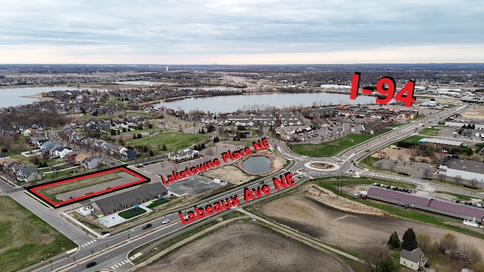 6872 NE Laketowne Pl, Albertville, MN for sale - Building Photo - Image 1 of 1