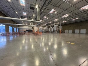 815 Professor Ln, Sacramento, CA à louer Photo intérieure- Image 1 de 5