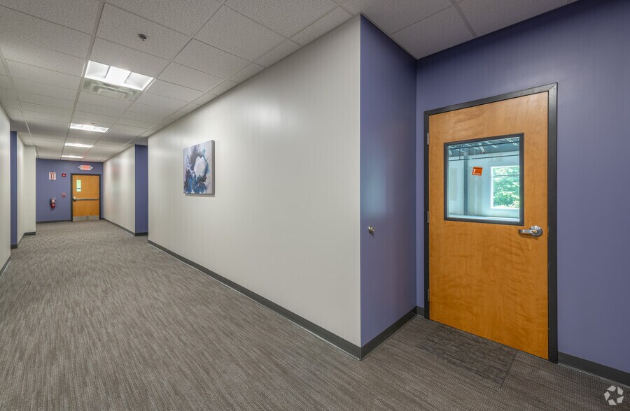 198 Charlton Rd, Sturbridge, MA à louer - Photo intérieure - Image 2 de 21