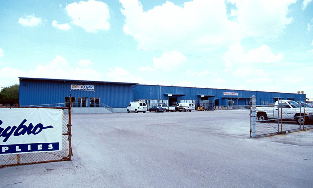 4910 E Adamo Dr, Tampa, FL for lease Building Photo- Image 1 of 4