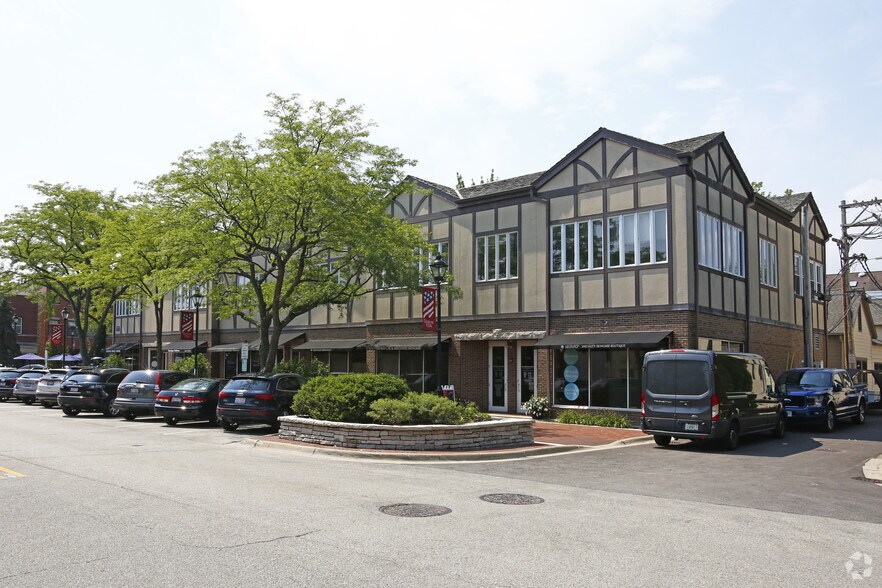 361 Park Ave, Glencoe, IL à louer - Photo principale - Image 1 de 5