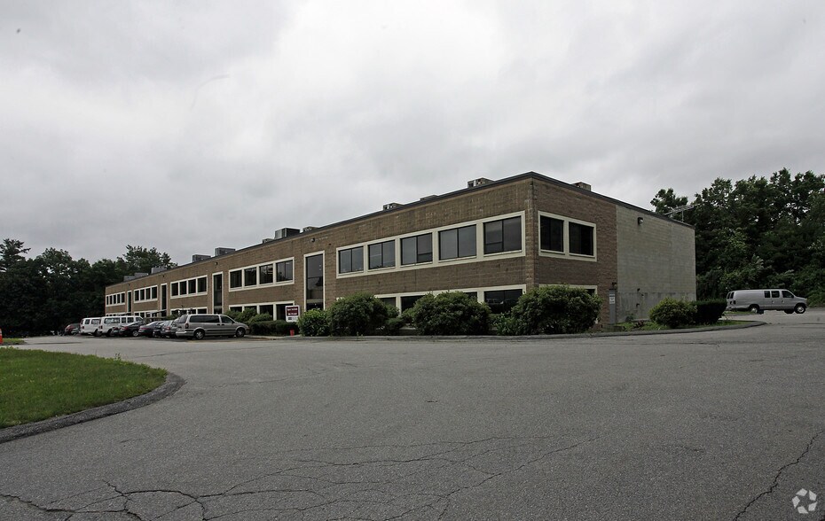 104 Otis St, Northborough, MA for lease - Building Photo - Image 2 of 6