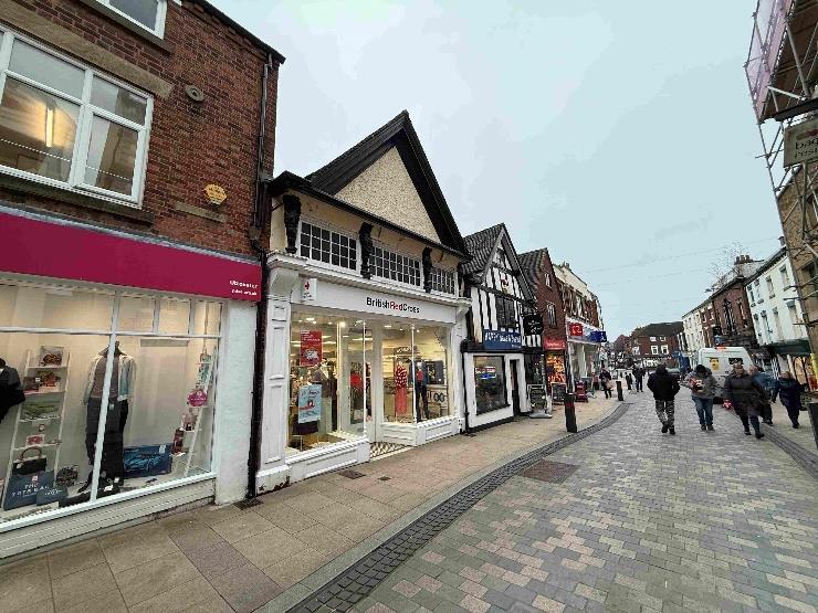 26 High St, Uttoxeter à louer - Photo du bâtiment - Image 2 de 2