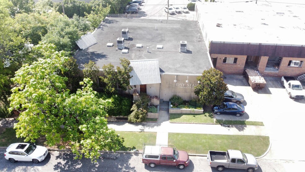 4005 2nd Ave S, Birmingham, AL à louer - Photo du bâtiment - Image 3 de 15