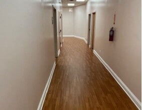 3305 W Division St, Chicago, IL à louer Photo intérieure- Image 2 de 7