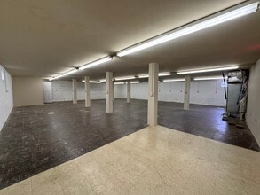 65 N Congress St, York, SC for lease Interior Photo- Image 2 of 10